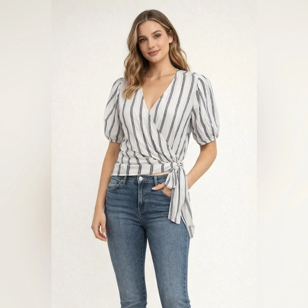 Abercrombie & Fitch White and Gray Puff Sleeve Wrap Blouse